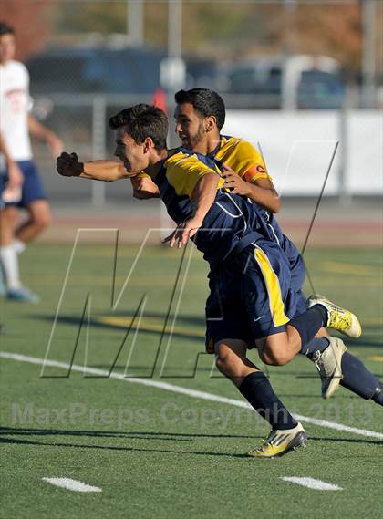 Thumbnail 3 in Gregori vs. Cosumnes Oaks (CIF SJS D2 Final) photogallery.