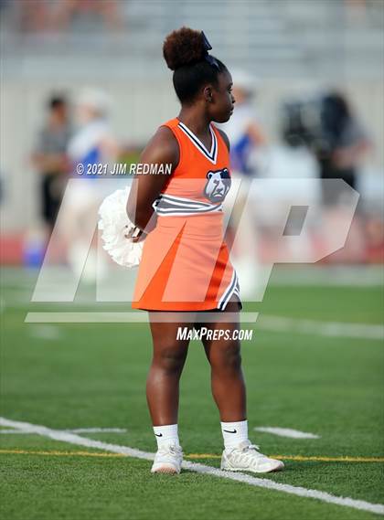 Thumbnail 2 in Leander @ Glenn photogallery.