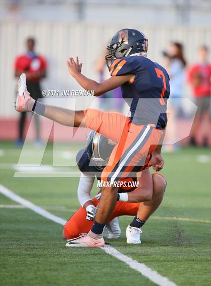 Thumbnail 2 in Leander @ Glenn photogallery.