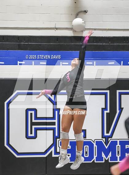 Thumbnail 1 in O'Connor vs. Mesa (House of Payne Tournament) photogallery.
