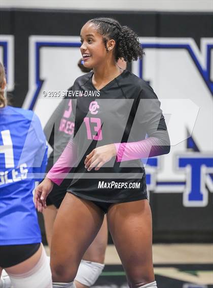 Thumbnail 2 in O'Connor vs. Mesa (House of Payne Tournament) photogallery.