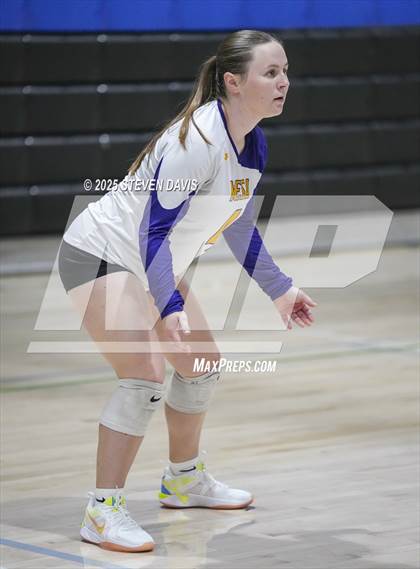Thumbnail 1 in O'Connor vs. Mesa (House of Payne Tournament) photogallery.
