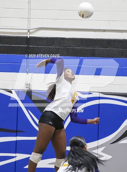 Thumbnail 1 in O'Connor vs. Mesa (House of Payne Tournament) photogallery.
