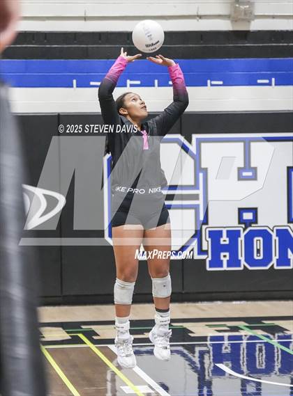 Thumbnail 1 in O'Connor vs. Mesa (House of Payne Tournament) photogallery.
