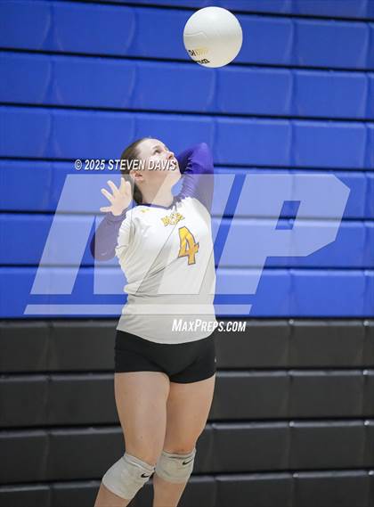 Thumbnail 2 in O'Connor vs. Mesa (House of Payne Tournament) photogallery.