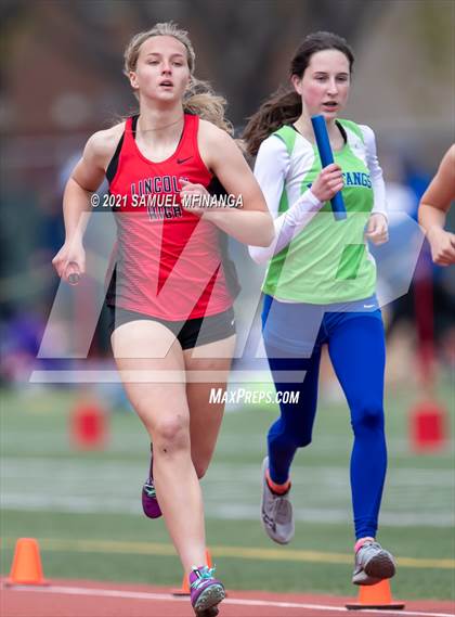 Thumbnail 2 in Harold Scott Invitational (4 x 800 relay) photogallery.