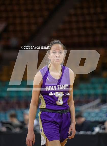 Thumbnail 2 in Holy Family vs. Green Mountain (CHSAA 4A Final Four) photogallery.