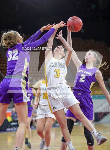 Thumbnail 2 in Holy Family vs. Green Mountain (CHSAA 4A Final Four) photogallery.
