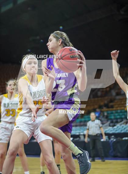 Thumbnail 3 in Holy Family vs. Green Mountain (CHSAA 4A Final Four) photogallery.