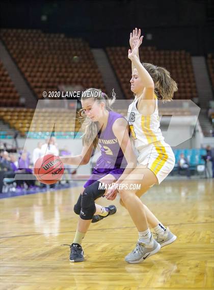 Thumbnail 3 in Holy Family vs. Green Mountain (CHSAA 4A Final Four) photogallery.