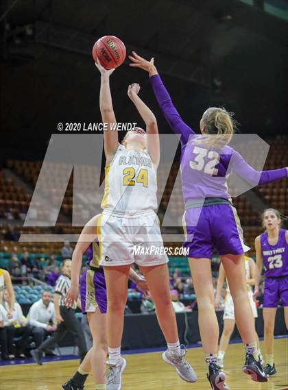 Thumbnail 1 in Holy Family vs. Green Mountain (CHSAA 4A Final Four) photogallery.