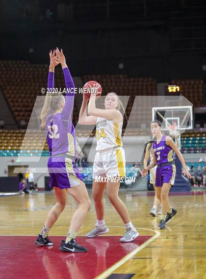 Thumbnail 2 in Holy Family vs. Green Mountain (CHSAA 4A Final Four) photogallery.