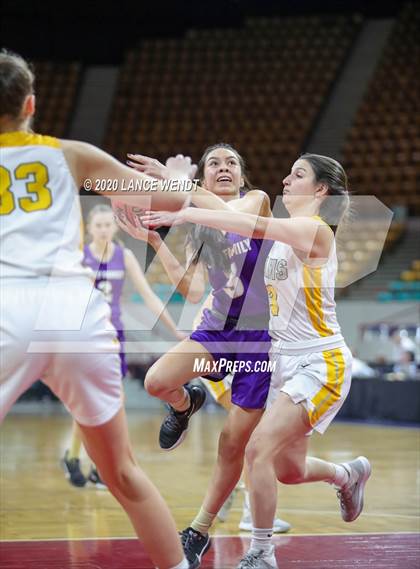 Thumbnail 2 in Holy Family vs. Green Mountain (CHSAA 4A Final Four) photogallery.