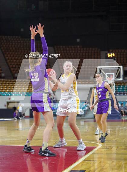 Thumbnail 3 in Holy Family vs. Green Mountain (CHSAA 4A Final Four) photogallery.
