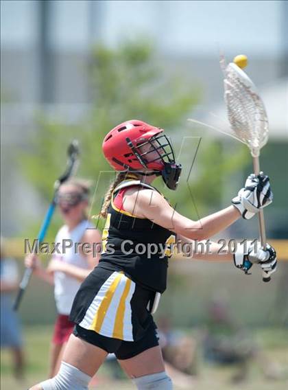 Thumbnail 1 in St. Agnes Academy v St. Stephen's Episcopal (D2 TGHSLL State Semifinal) photogallery.