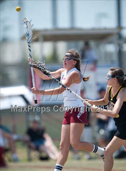 Thumbnail 2 in St. Agnes Academy v St. Stephen's Episcopal (D2 TGHSLL State Semifinal) photogallery.