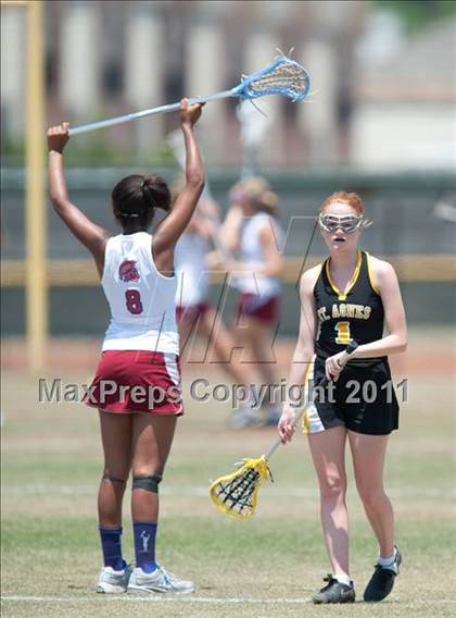 Thumbnail 3 in St. Agnes Academy v St. Stephen's Episcopal (D2 TGHSLL State Semifinal) photogallery.