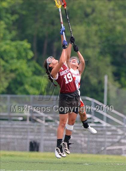 Thumbnail 3 in Garden City vs. Fox Lane (NYSPHSAA Class B Final) photogallery.