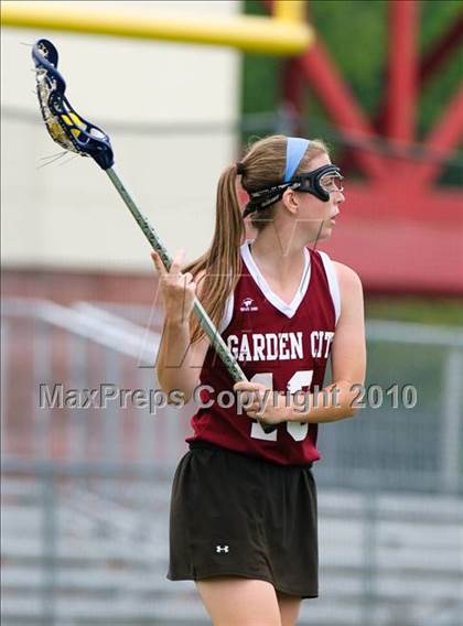 Thumbnail 3 in Garden City vs. Fox Lane (NYSPHSAA Class B Final) photogallery.