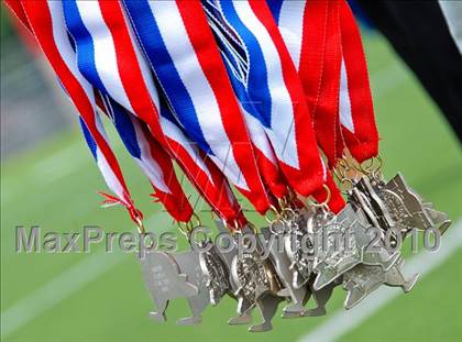 Thumbnail 3 in Garden City vs. Fox Lane (NYSPHSAA Class B Final) photogallery.