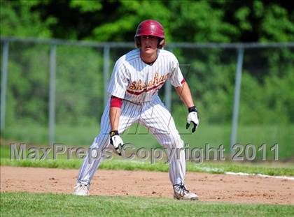 Thumbnail 3 in North Haven @ Sheehan (CIAC Class L 1st round) photogallery.