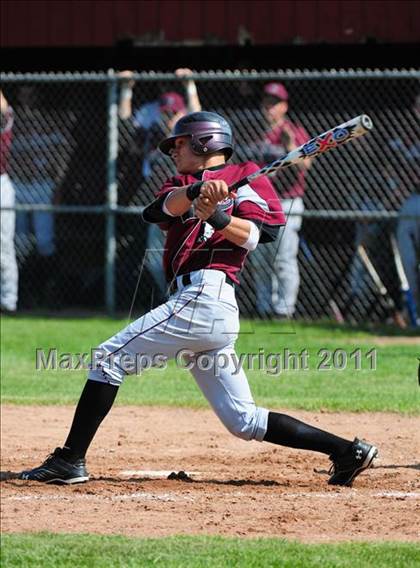 Thumbnail 3 in North Haven @ Sheehan (CIAC Class L 1st round) photogallery.