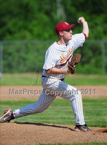 Thumbnail 3 in North Haven @ Sheehan (CIAC Class L 1st round) photogallery.