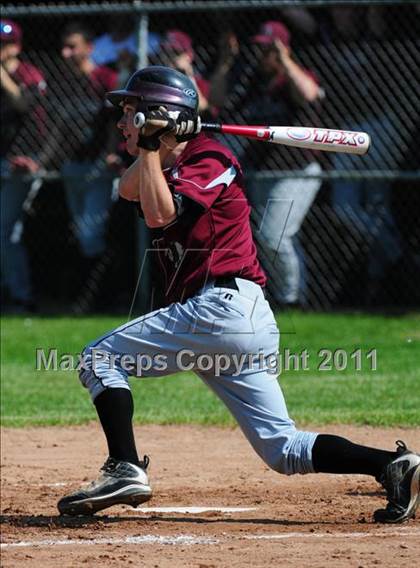 Thumbnail 3 in North Haven @ Sheehan (CIAC Class L 1st round) photogallery.