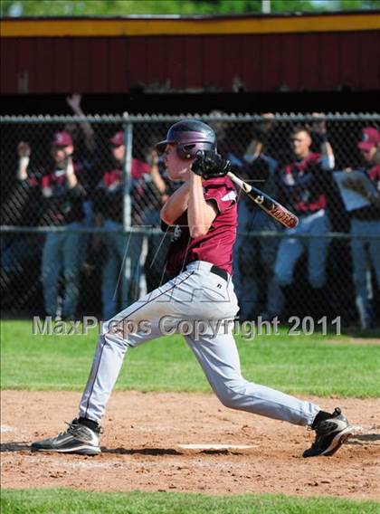Thumbnail 3 in North Haven @ Sheehan (CIAC Class L 1st round) photogallery.