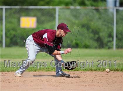 Thumbnail 3 in North Haven @ Sheehan (CIAC Class L 1st round) photogallery.