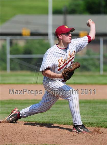 Thumbnail 3 in North Haven @ Sheehan (CIAC Class L 1st round) photogallery.