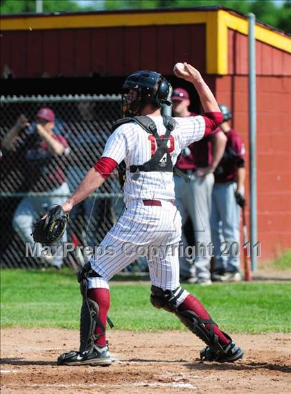 Thumbnail 2 in North Haven @ Sheehan (CIAC Class L 1st round) photogallery.
