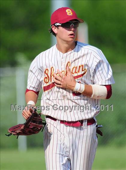 Thumbnail 2 in North Haven @ Sheehan (CIAC Class L 1st round) photogallery.