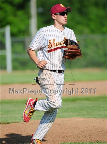 Thumbnail 3 in North Haven @ Sheehan (CIAC Class L 1st round) photogallery.