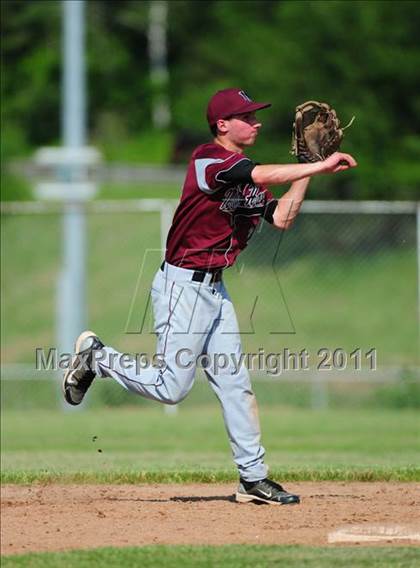 Thumbnail 2 in North Haven @ Sheehan (CIAC Class L 1st round) photogallery.