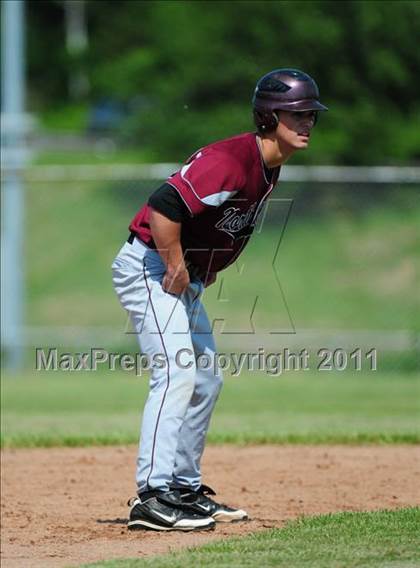 Thumbnail 3 in North Haven @ Sheehan (CIAC Class L 1st round) photogallery.