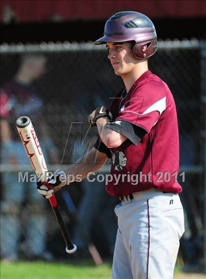 Thumbnail 2 in North Haven @ Sheehan (CIAC Class L 1st round) photogallery.