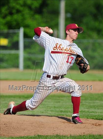 Thumbnail 3 in North Haven @ Sheehan (CIAC Class L 1st round) photogallery.