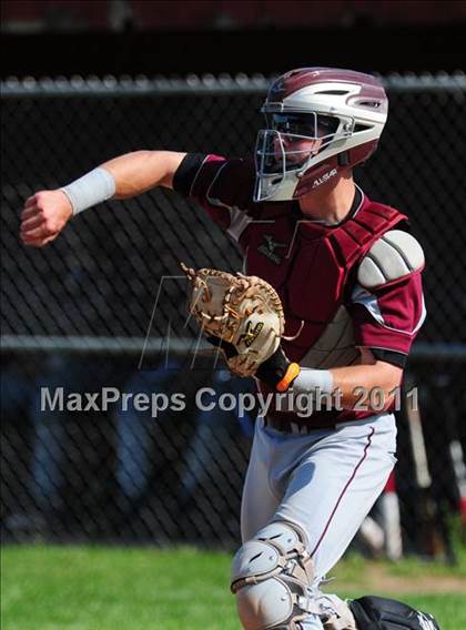 Thumbnail 3 in North Haven @ Sheehan (CIAC Class L 1st round) photogallery.