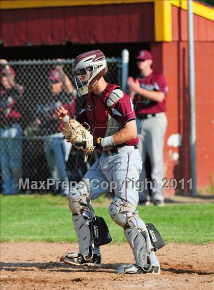 Thumbnail 2 in North Haven @ Sheehan (CIAC Class L 1st round) photogallery.