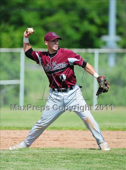 Thumbnail 2 in North Haven @ Sheehan (CIAC Class L 1st round) photogallery.