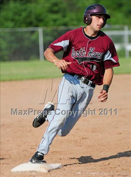 Thumbnail 3 in North Haven @ Sheehan (CIAC Class L 1st round) photogallery.