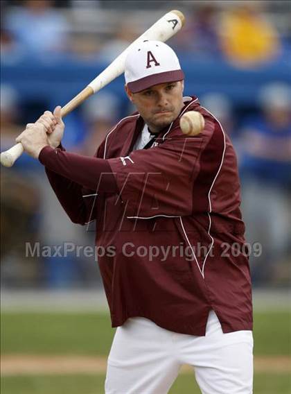 Thumbnail 3 in Aquinas Institute vs Grand Island (NYSPHSAA Class A Quarterfinal) photogallery.