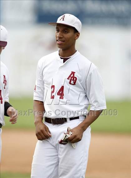 Thumbnail 2 in Aquinas Institute vs Grand Island (NYSPHSAA Class A Quarterfinal) photogallery.
