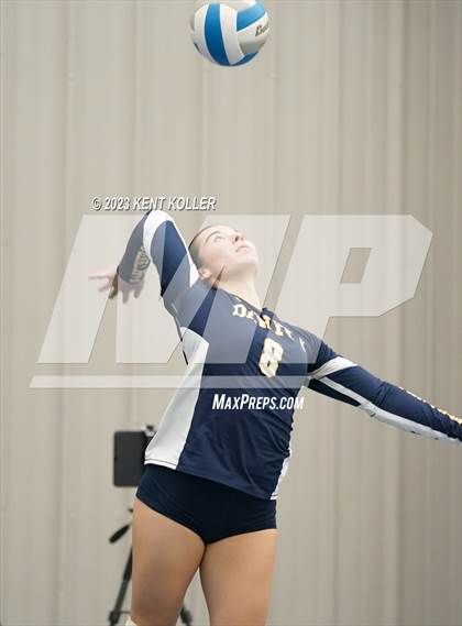 Thumbnail 3 in DeWitt vs. Utica Eisenhower (Beast of the East) photogallery.