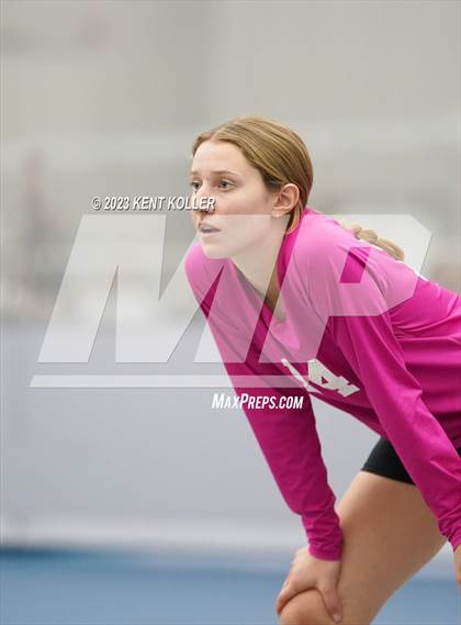 Thumbnail 3 in DeWitt vs. Utica Eisenhower (Beast of the East) photogallery.