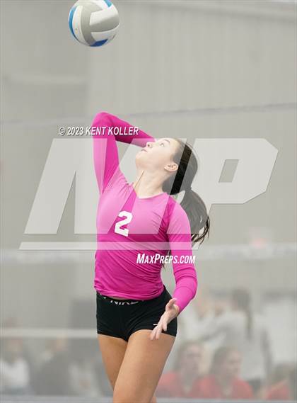 Thumbnail 1 in DeWitt vs. Utica Eisenhower (Beast of the East) photogallery.