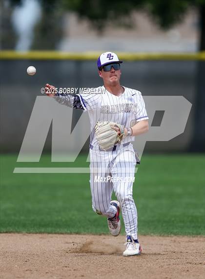 Thumbnail 2 in Bradshaw Christian vs. Redwood photogallery.