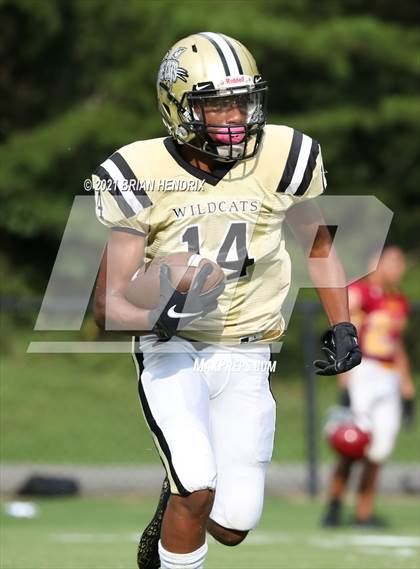 Thumbnail 1 in Hickory @ North Gaston (Scrimmage) photogallery.