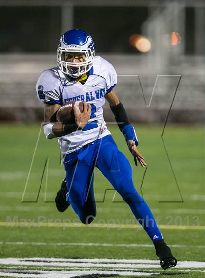 Thumbnail 1 in Federal Way vs Skyline (WIAA 4A State Playoff) photogallery.